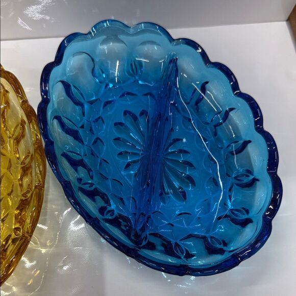 Set of Three Anchor Hocking Fairfield Pattern Laser Blue Oval Divided Dish - Picture 4 of 4